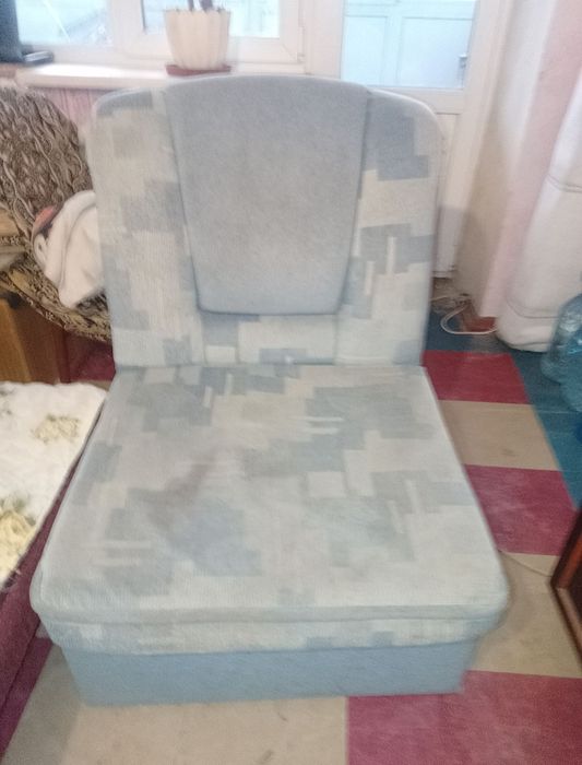 Продам кресло 80на 80