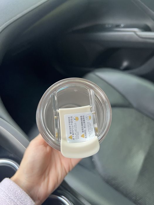 Термочашка Smeg.