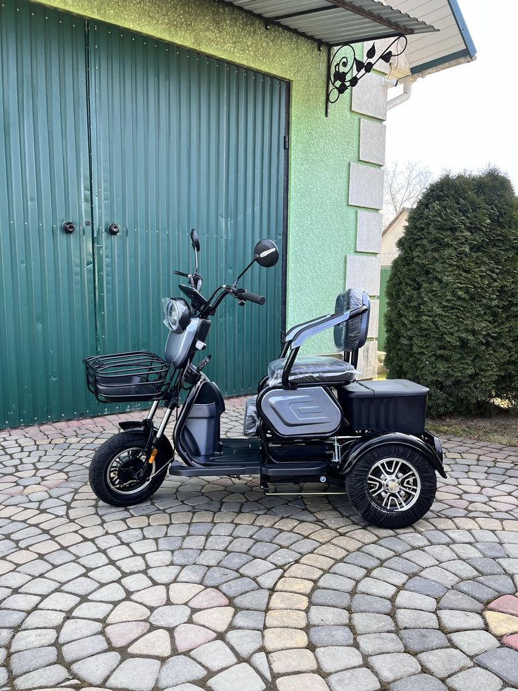 Трицикл електричний 800W Новий! Доставка Чорний колір