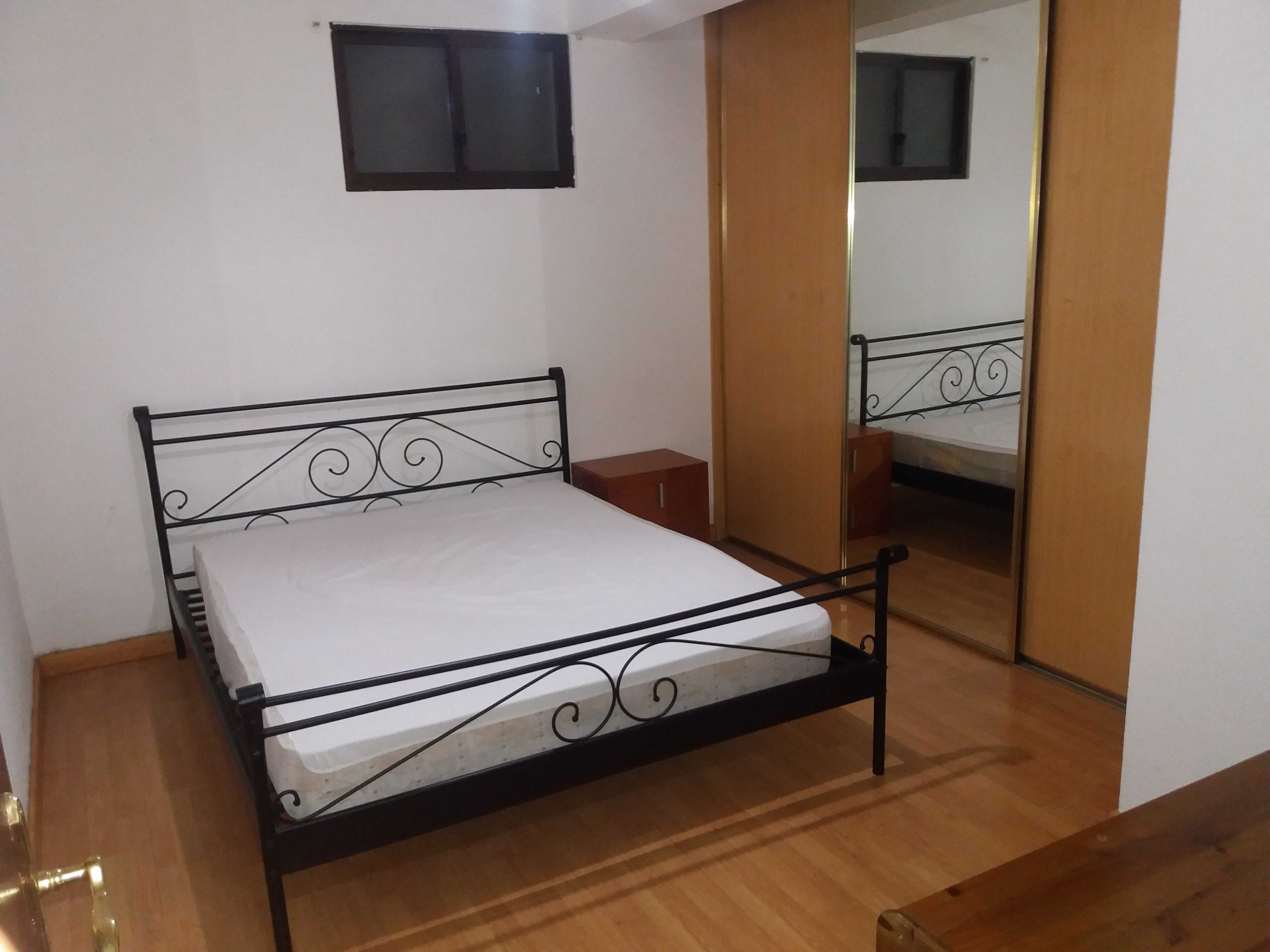 Quartos em apartamento