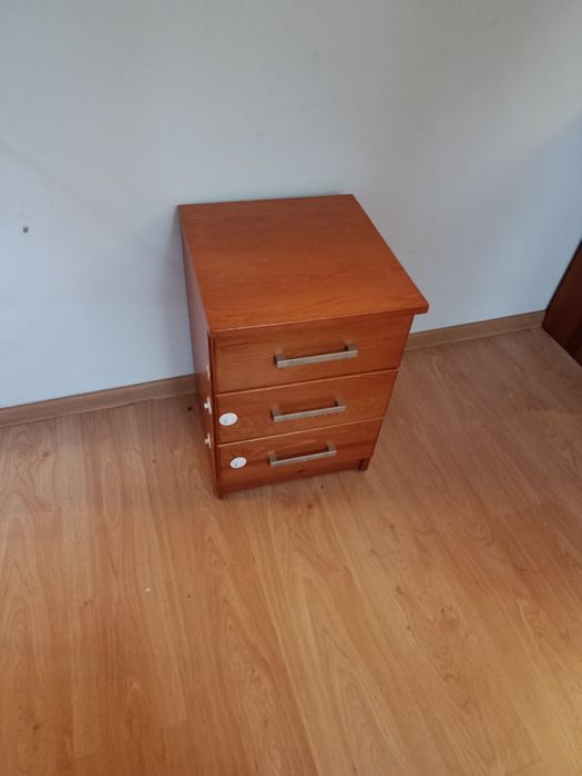 Komplet mebli  drewnianych
