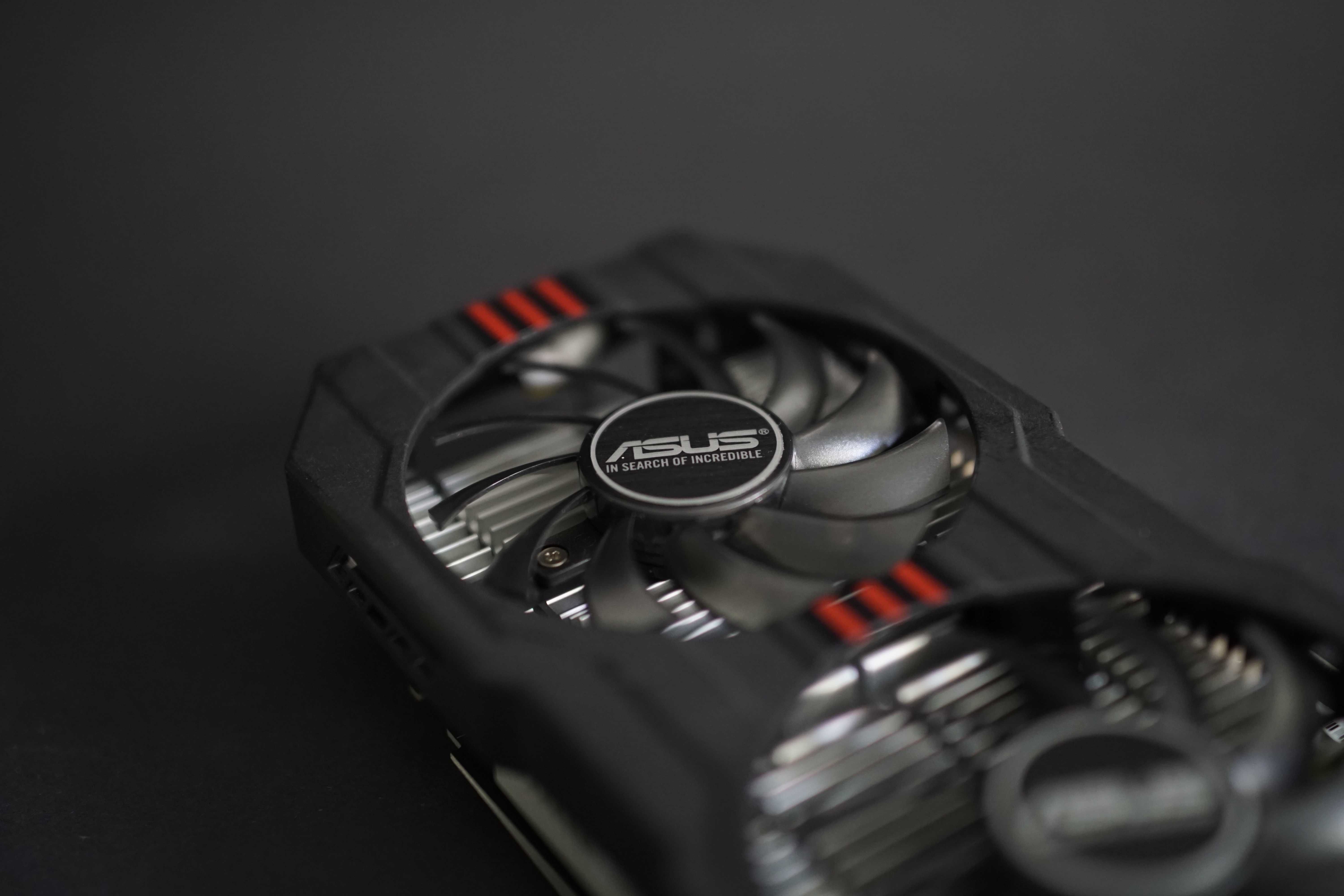 Karta graficzna Asus RX560-O2G