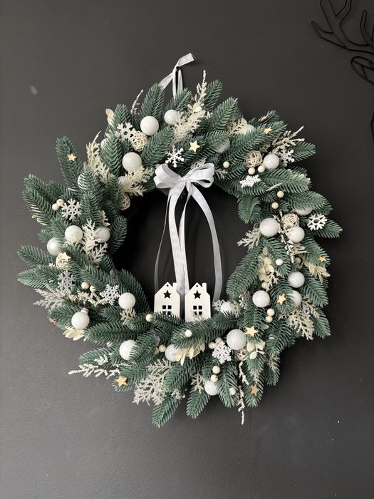Wianek świąteczny na drzwi, wianek bożonarodzeniowy, wieniec na drzwi