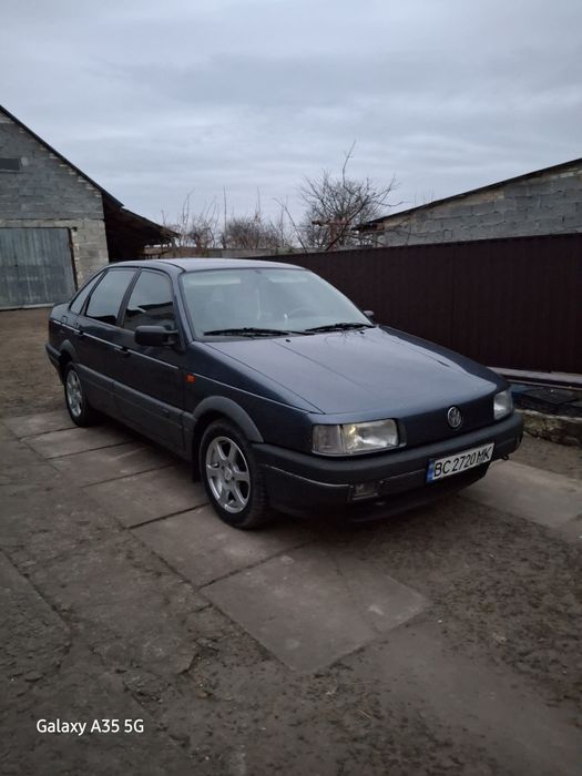 Пасат б3  1.8 газ/бензин