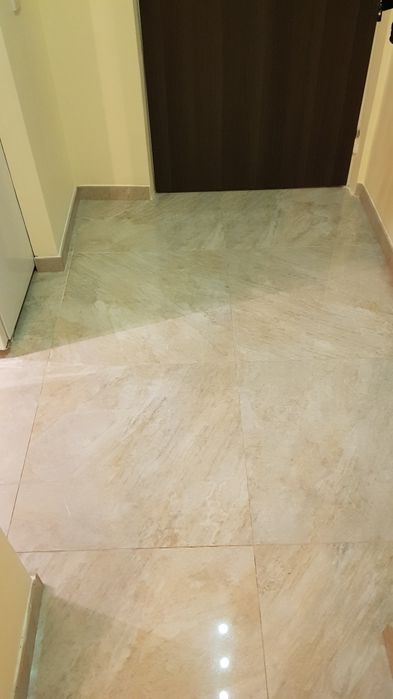 Płytki sprzedam tanio