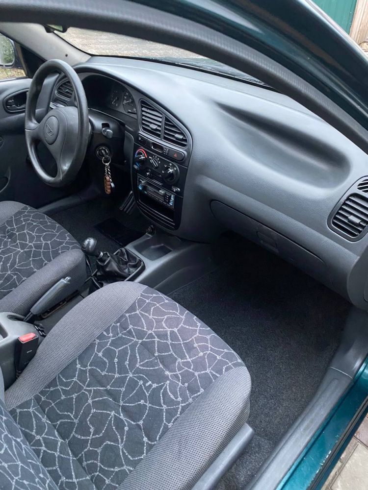 Продам авто Daewoo sens