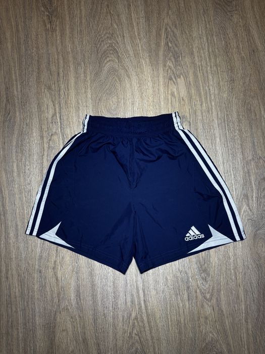 Оригінальні Adidas чоловічі сині шорти з вишитим лого