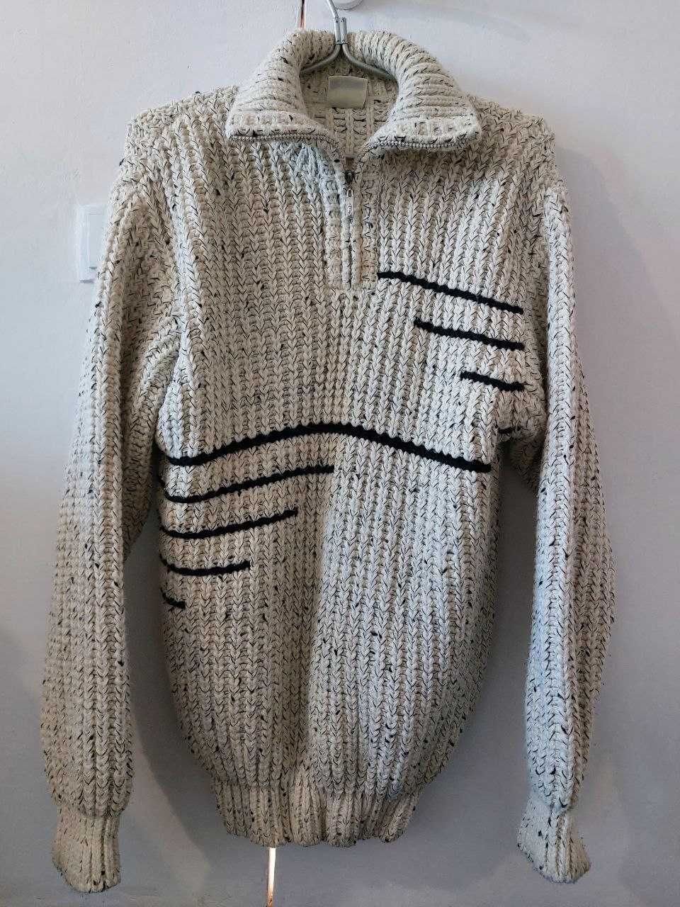 кофта з комірцем