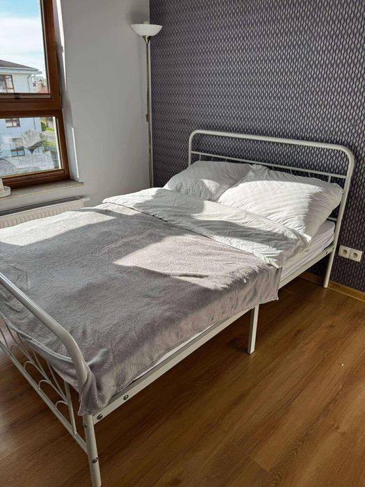 Lozko 140x200 z materacem