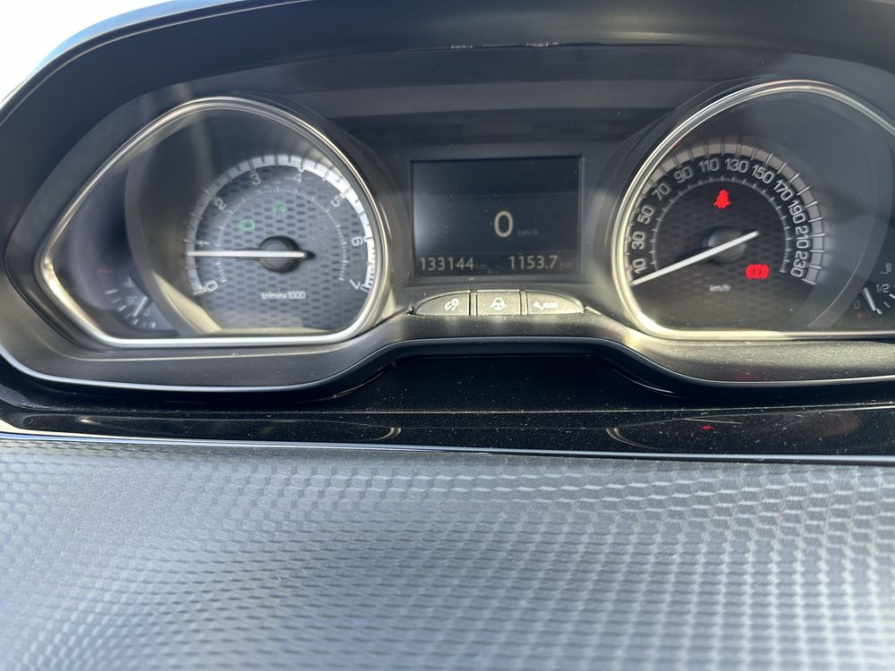 Peugeot 2008 GTline 1.2 130cv