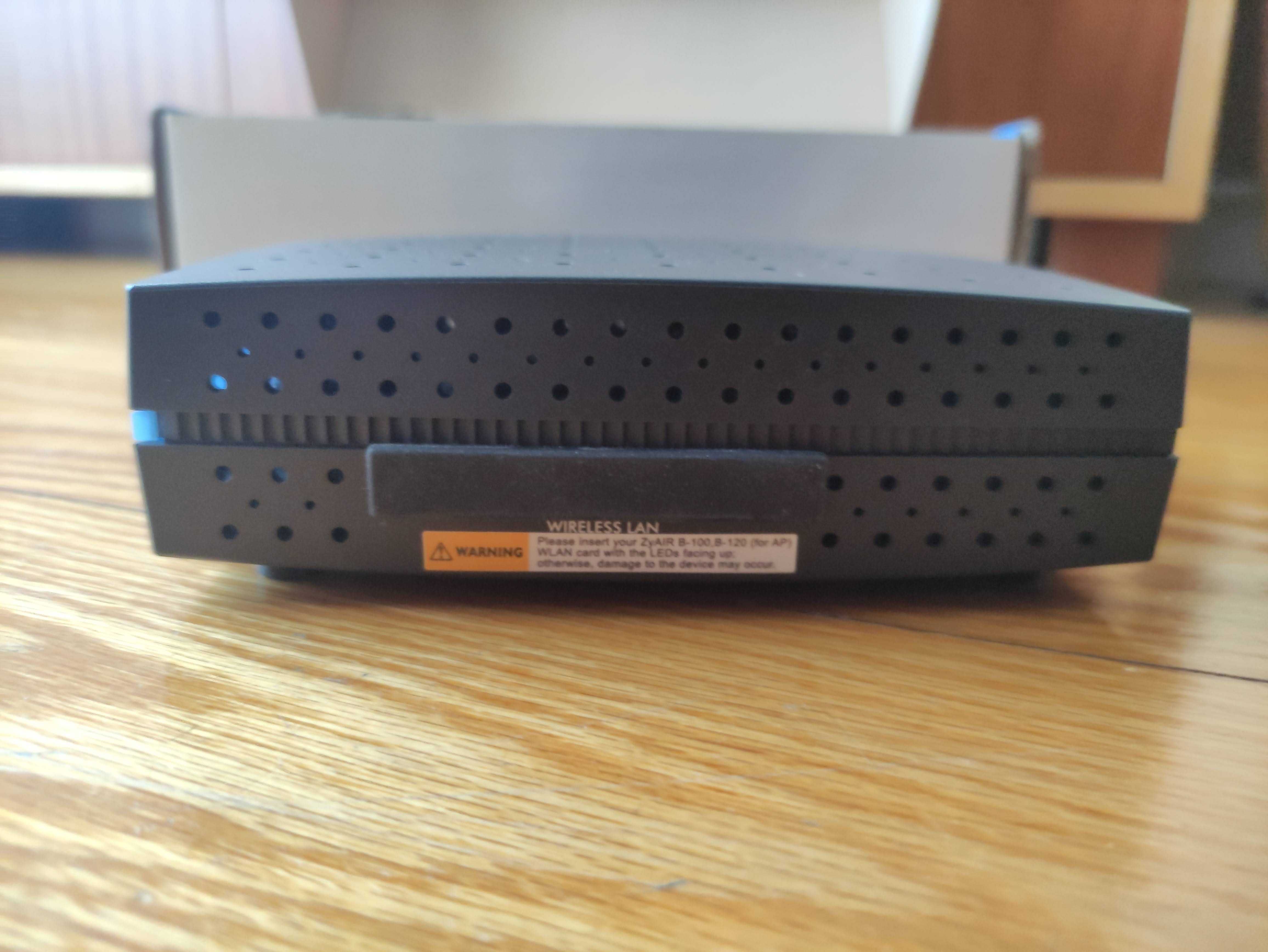 Prestige 650H HW Series – ADSL Router – Usado como Novo