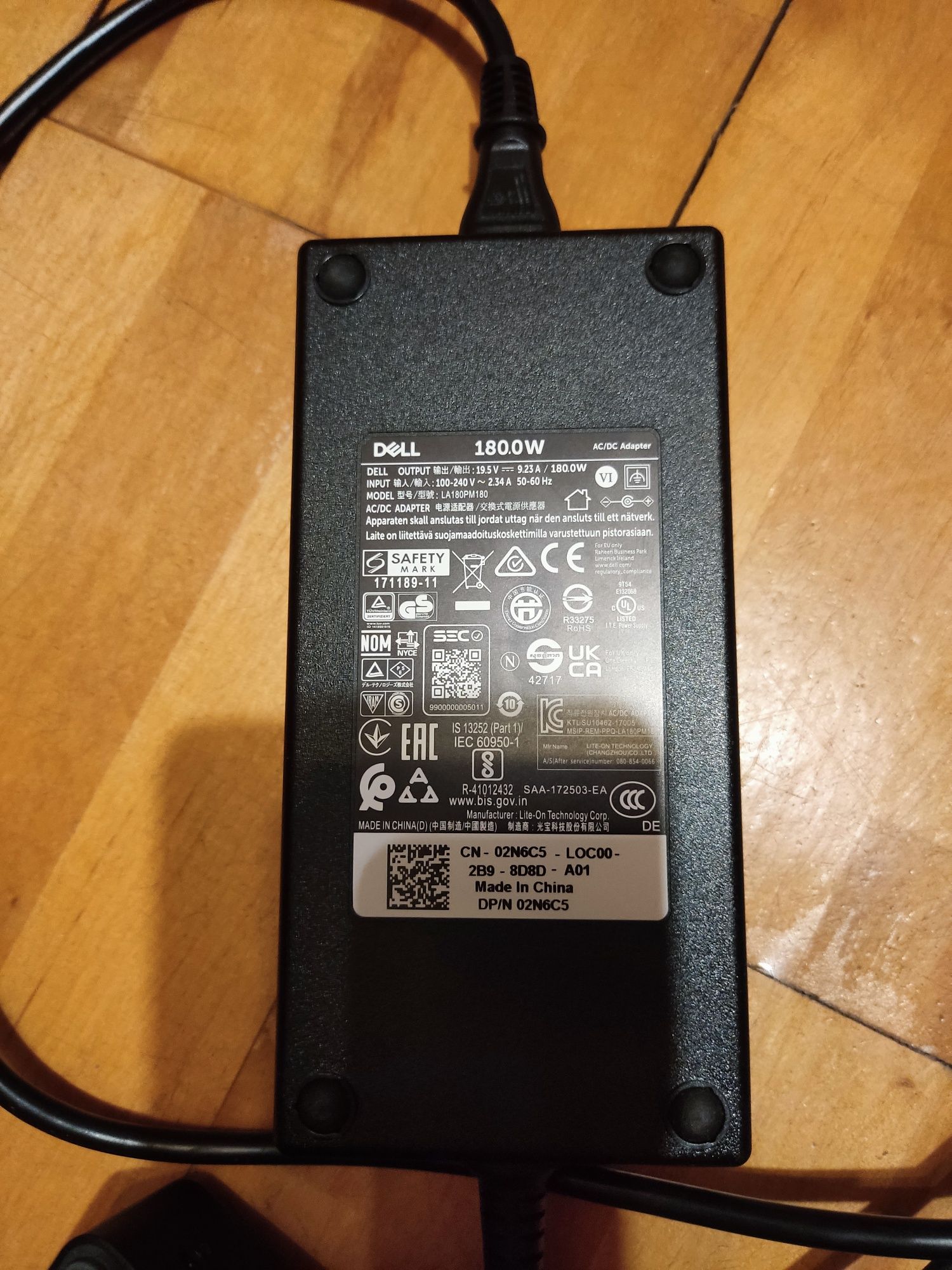 Stacja dokująca Dell WD19TB + Zasilacz 180W