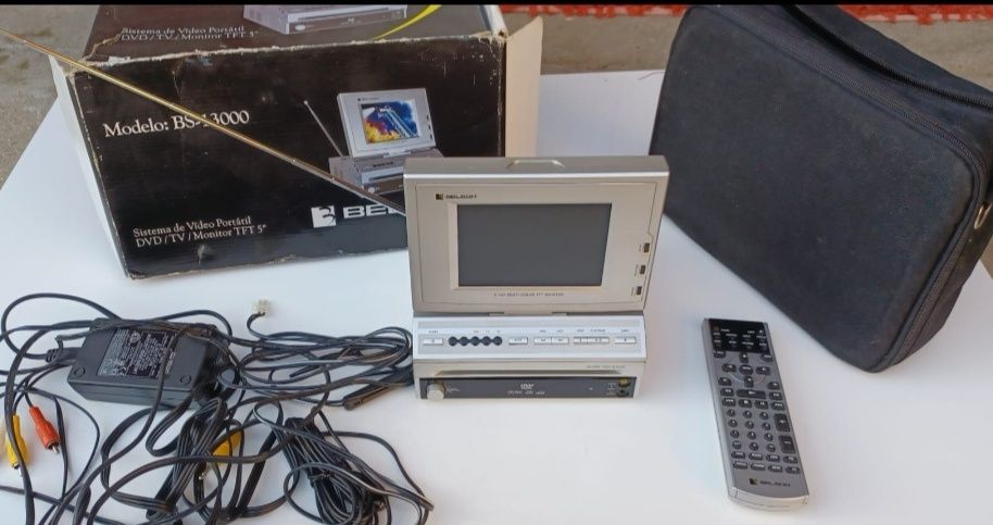 Sistema de Vídeo/ Leitor DVD Portátil