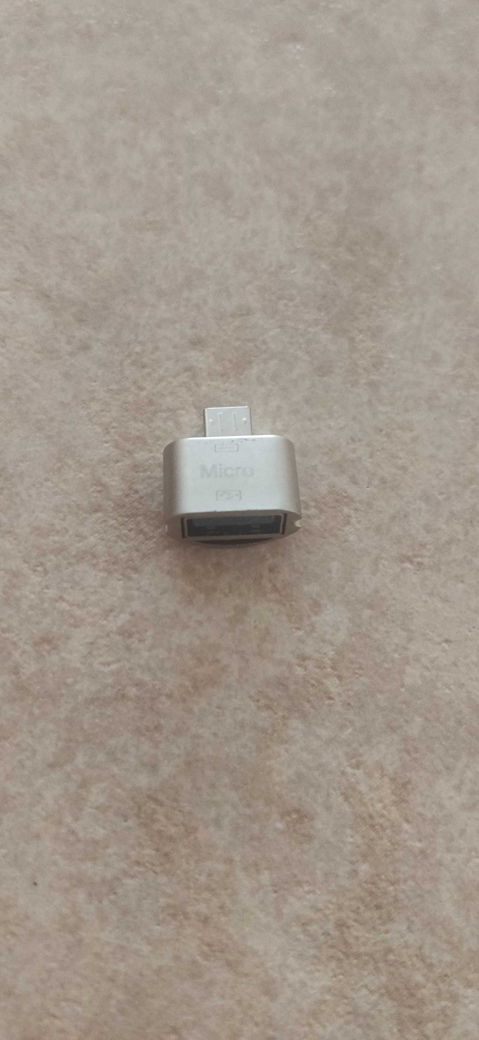 Adaptadores USB - Type C e USB - Micro USB