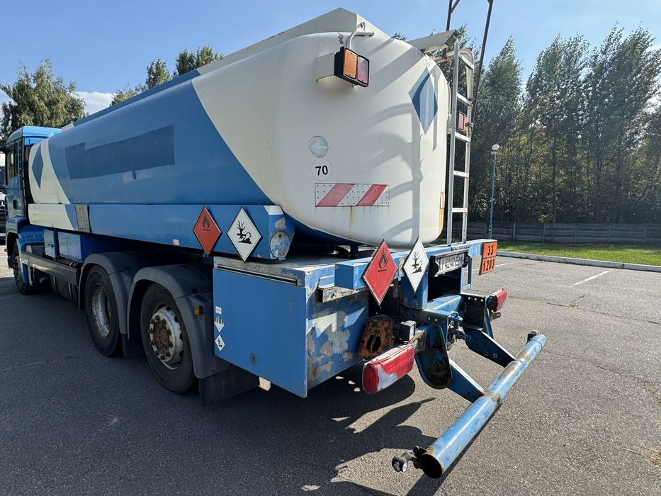 Продам бензовоз ман 18 640 кубов,3 секции