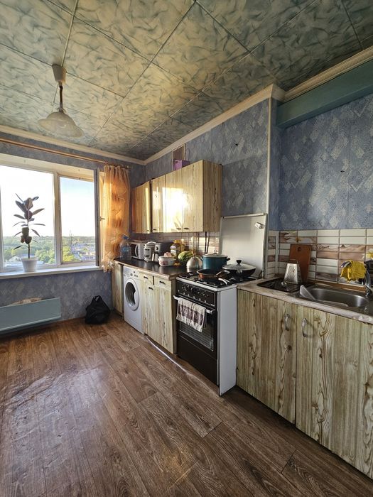 Продам 3 к квартиру Лівобережний 3