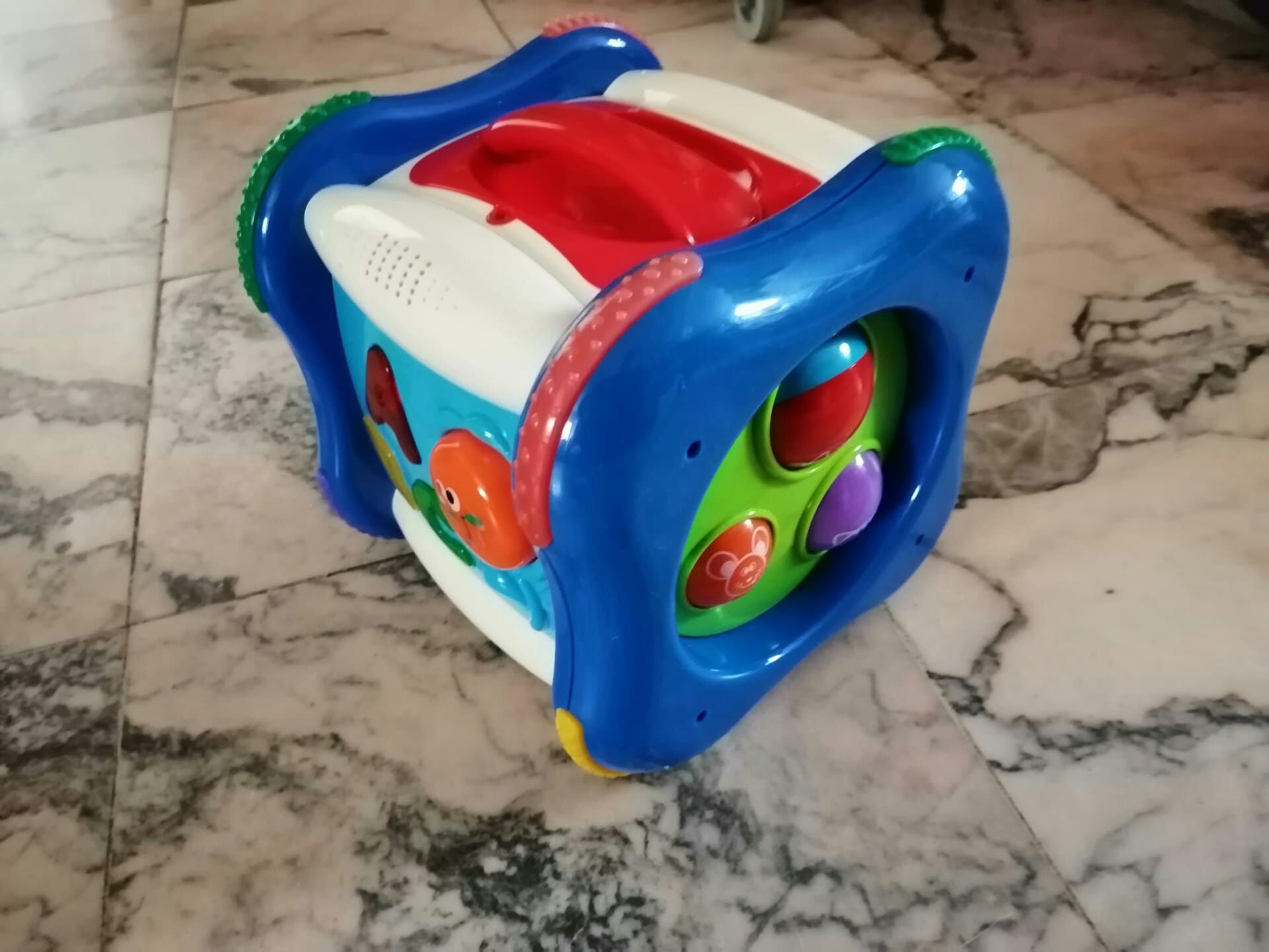 Brinquedo para bebê Chicco multifuncional