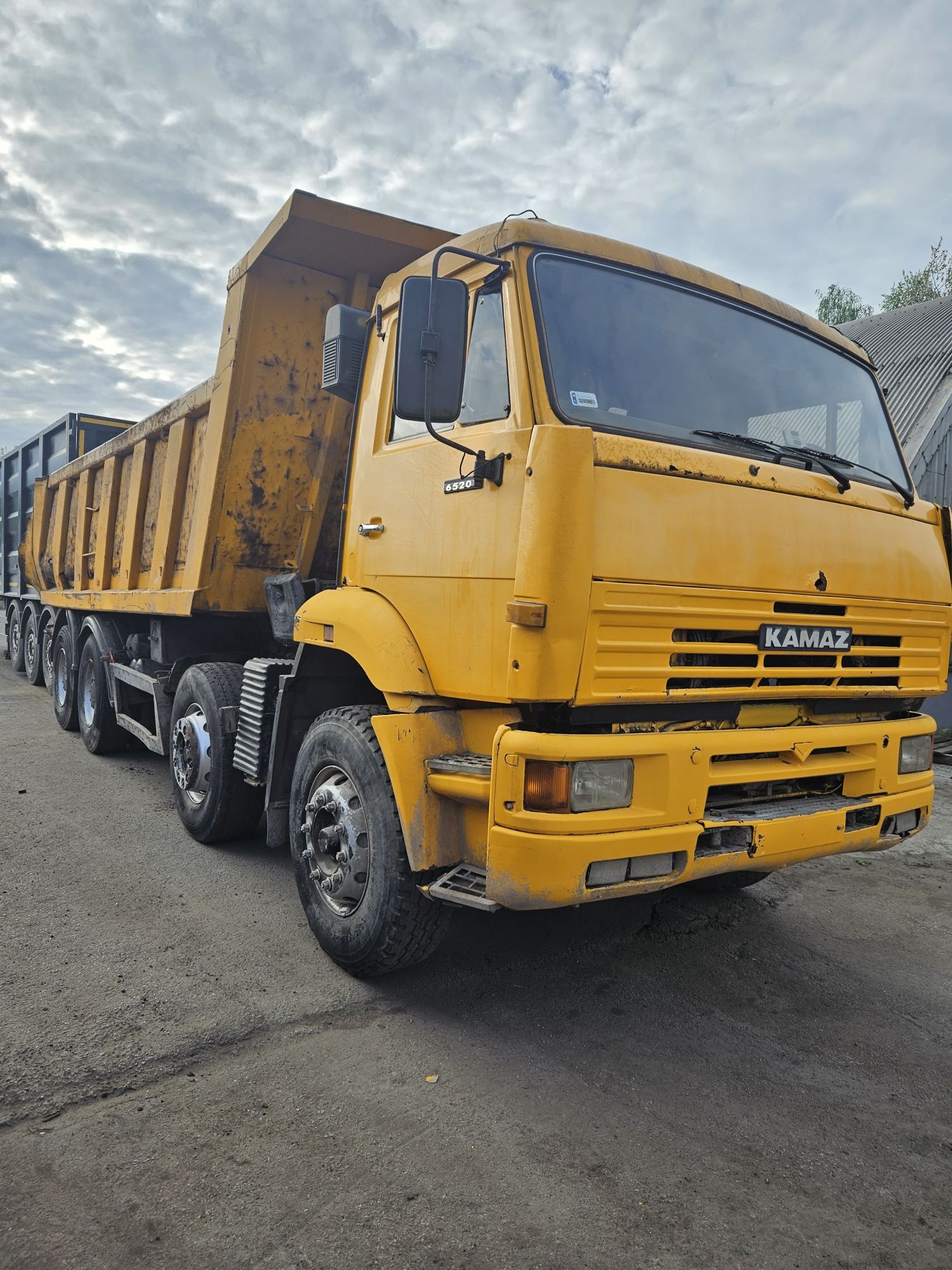 Kamaz 8x4 wywrot,sprawny 2008r