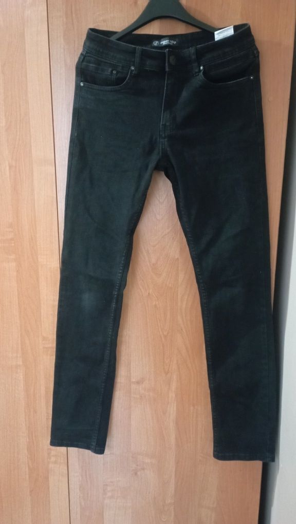 Czarne jeansy Super Filip W29