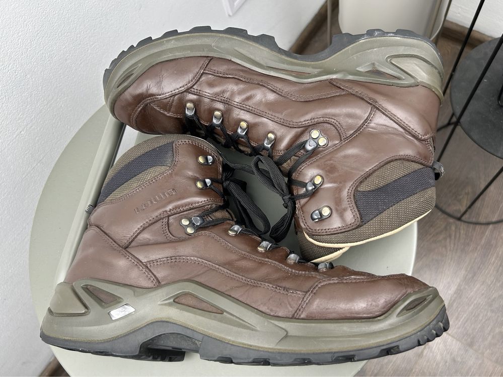 Оригінал! Зимові ботінки шкіряні Lowa Renegade Vibram 45 розмір 02153