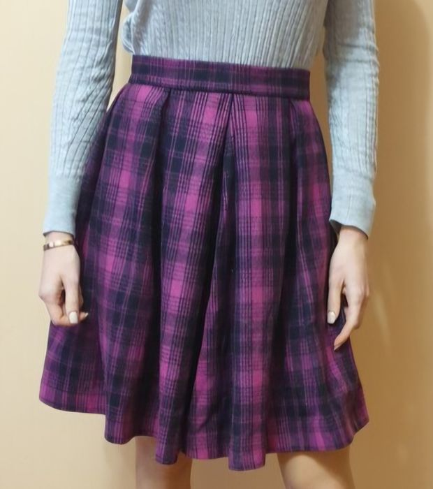 Шикарные новые юбки  из мягкой качественной шерстяной ткани