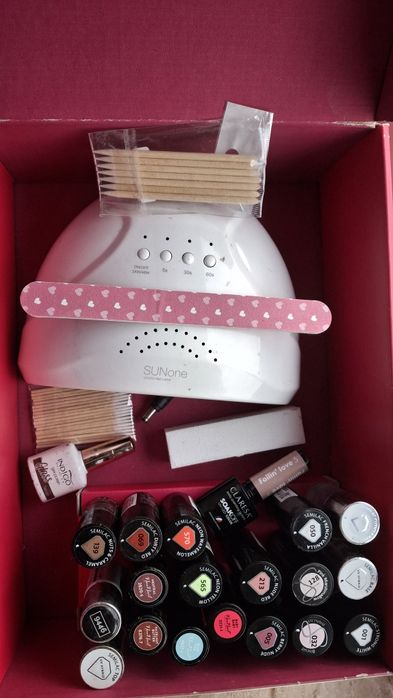 Zestaw startowy 20 lakierow +dodatki semilac Neonail lampa