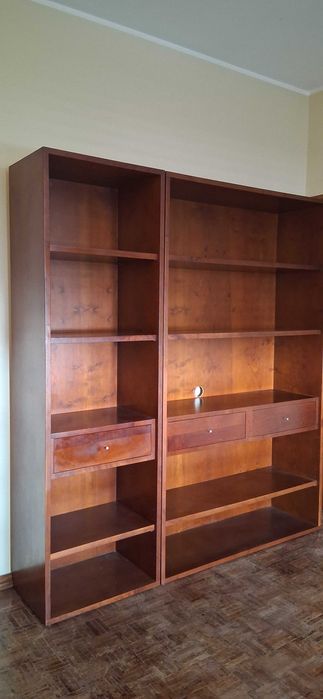 Estantes de Cerejeira