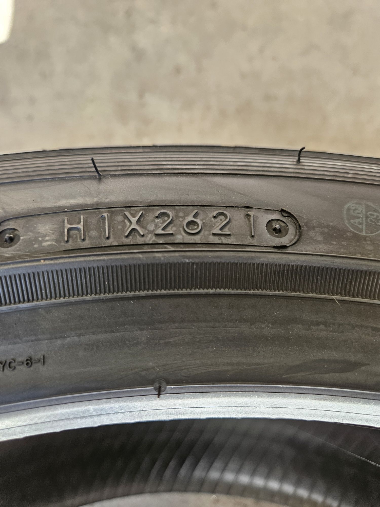4szt 245/40/20 toyo 100% bieżnika dot2621r