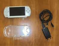 Vendo PSP Slim & Lite 3000 Prateado // jogos