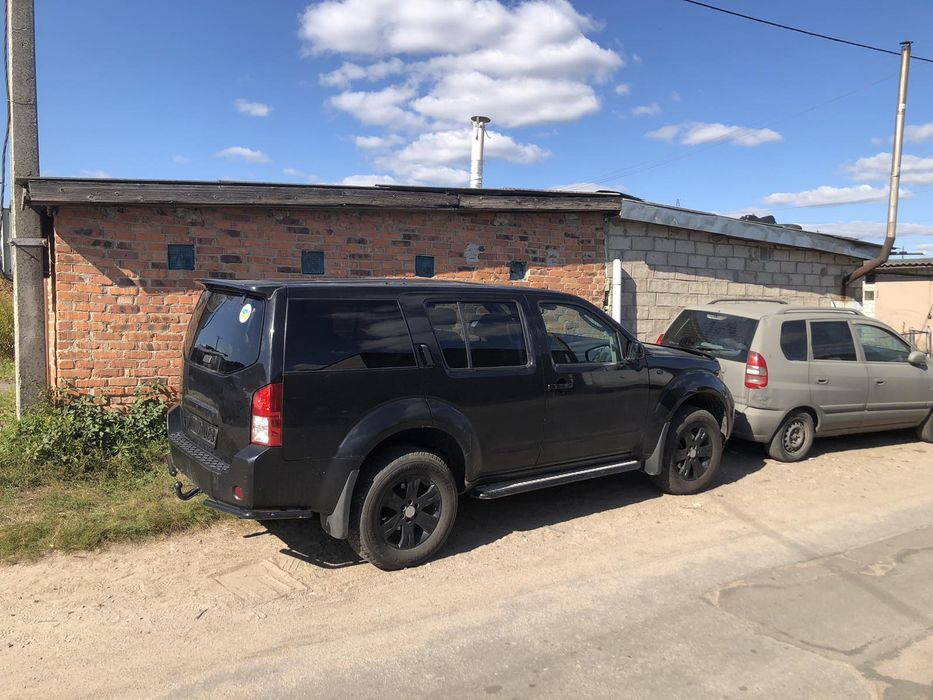 Розбірка Nissan Pathfinder Ніссан Патфайндер шрот автозапчастини