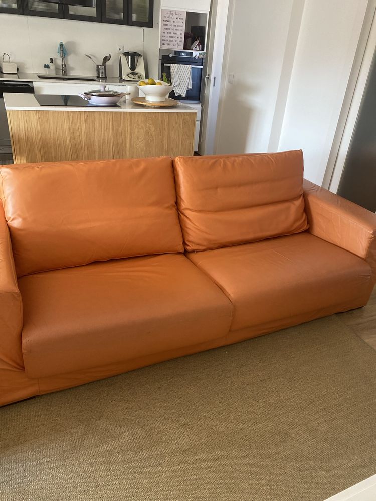 Sofá 3 lugares  (2.14 Largura x 1m profundidade)