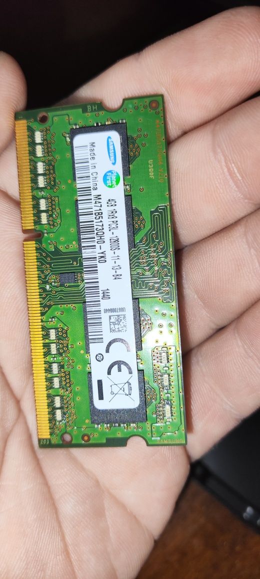 2 плашки SO-DIMM DDR3 4gb (8gb) 1333 mhz