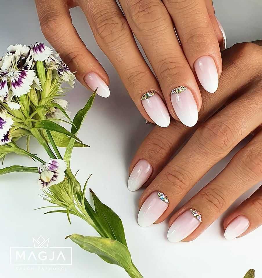 Manicure Hybrydowy, Paznokcie Żelowe, pedicure - MAGJA Kraków Centrum.