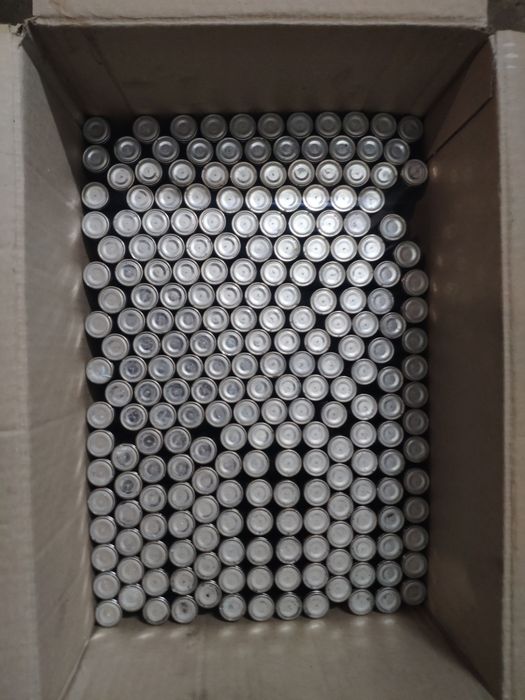 Акумулятори 21700 tesla