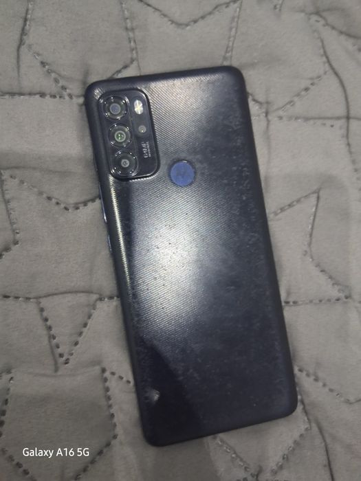 Telefon Motorola g60s plus zestaw etui