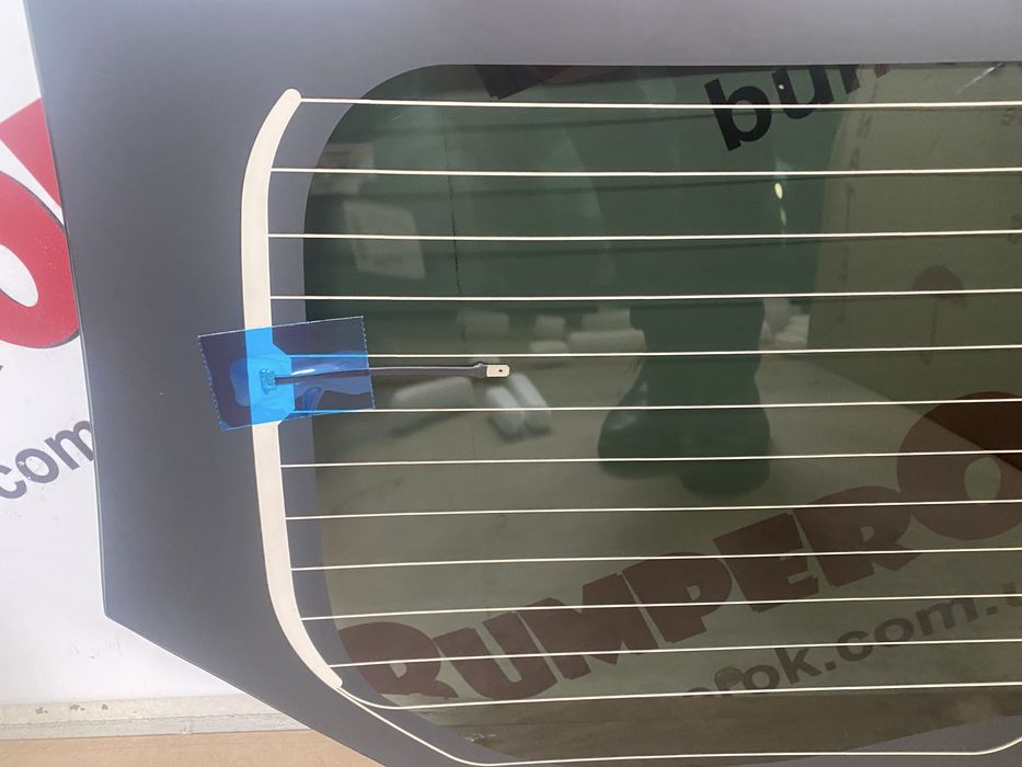 Заднее стекло Renault Duster (Рено Дастер)