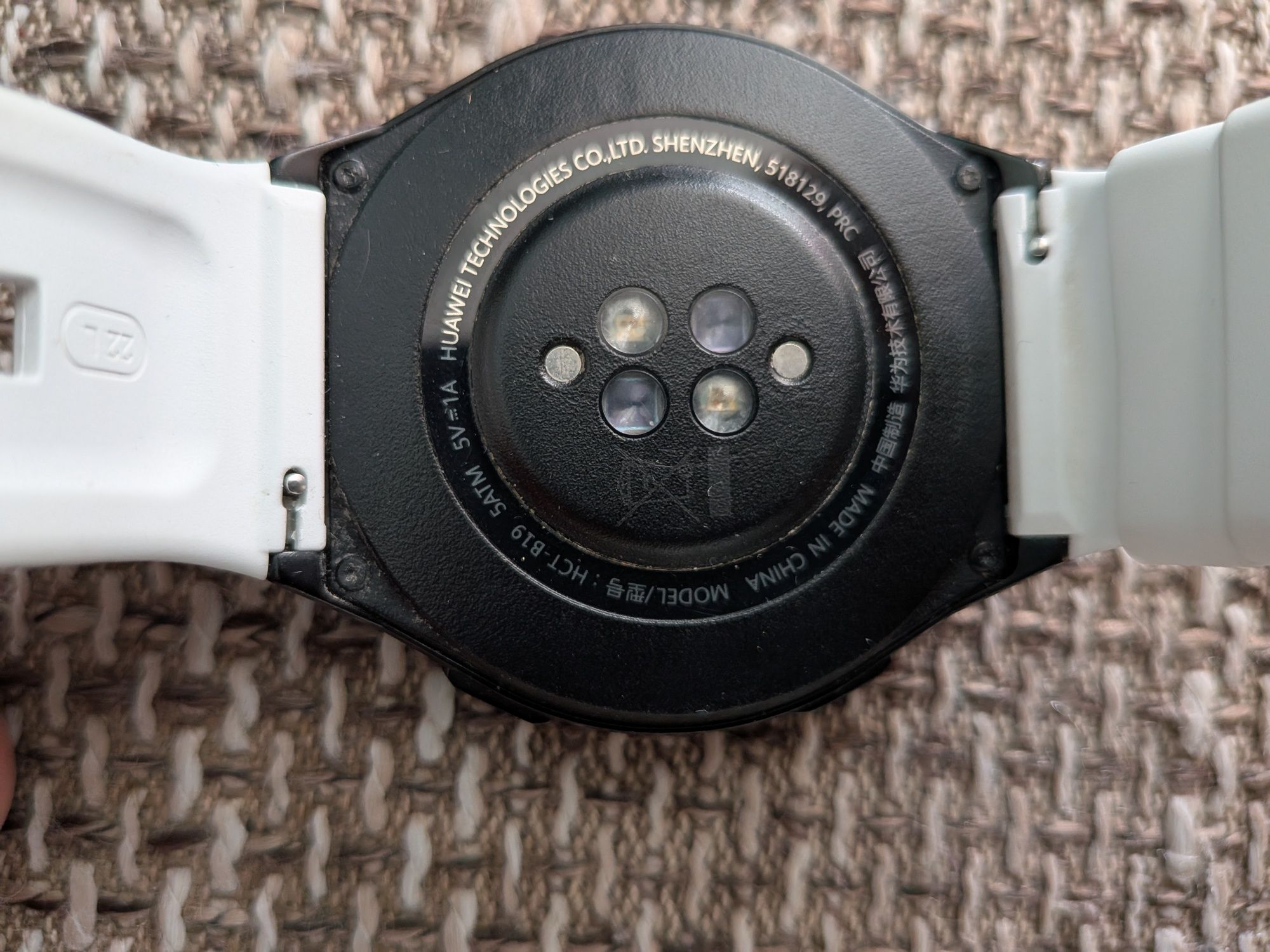 Smartwatch Huawei gt2e uszkodzony