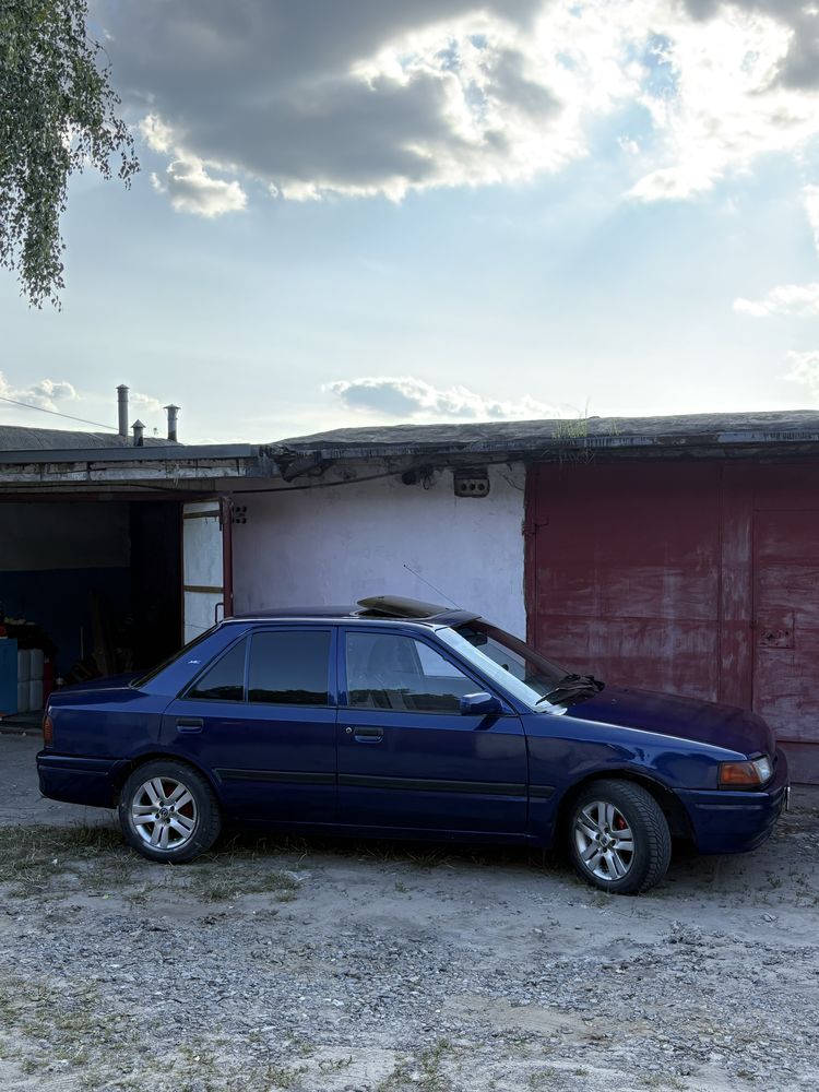 Продам Mazda 323bg