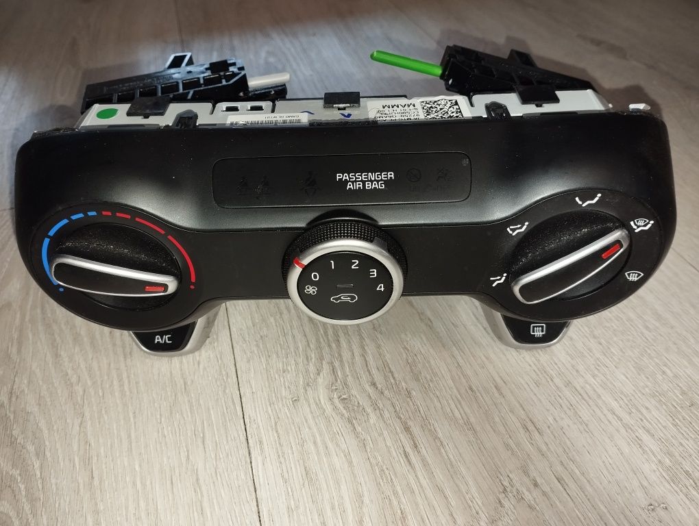 KIA PICANTO panel regulacji nawiewu ]1