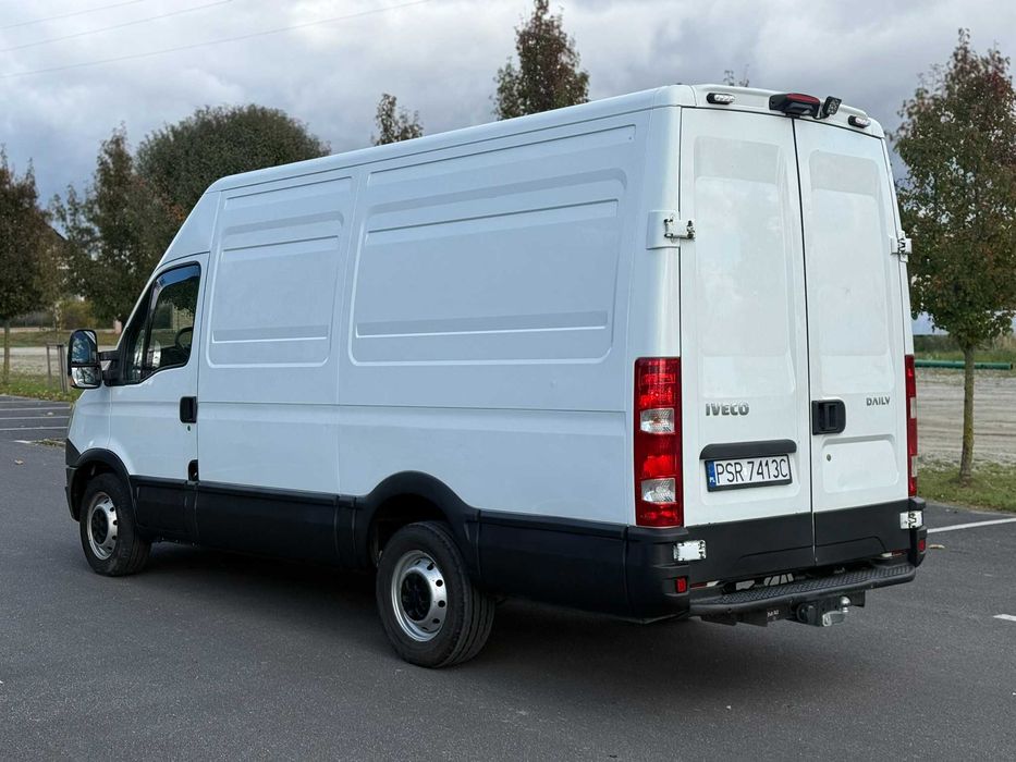 Iveco Daily L2H2 35S15 2014r 2.3 HAK 3.5T ŁADOWNOŚĆ - 1199 KG!!