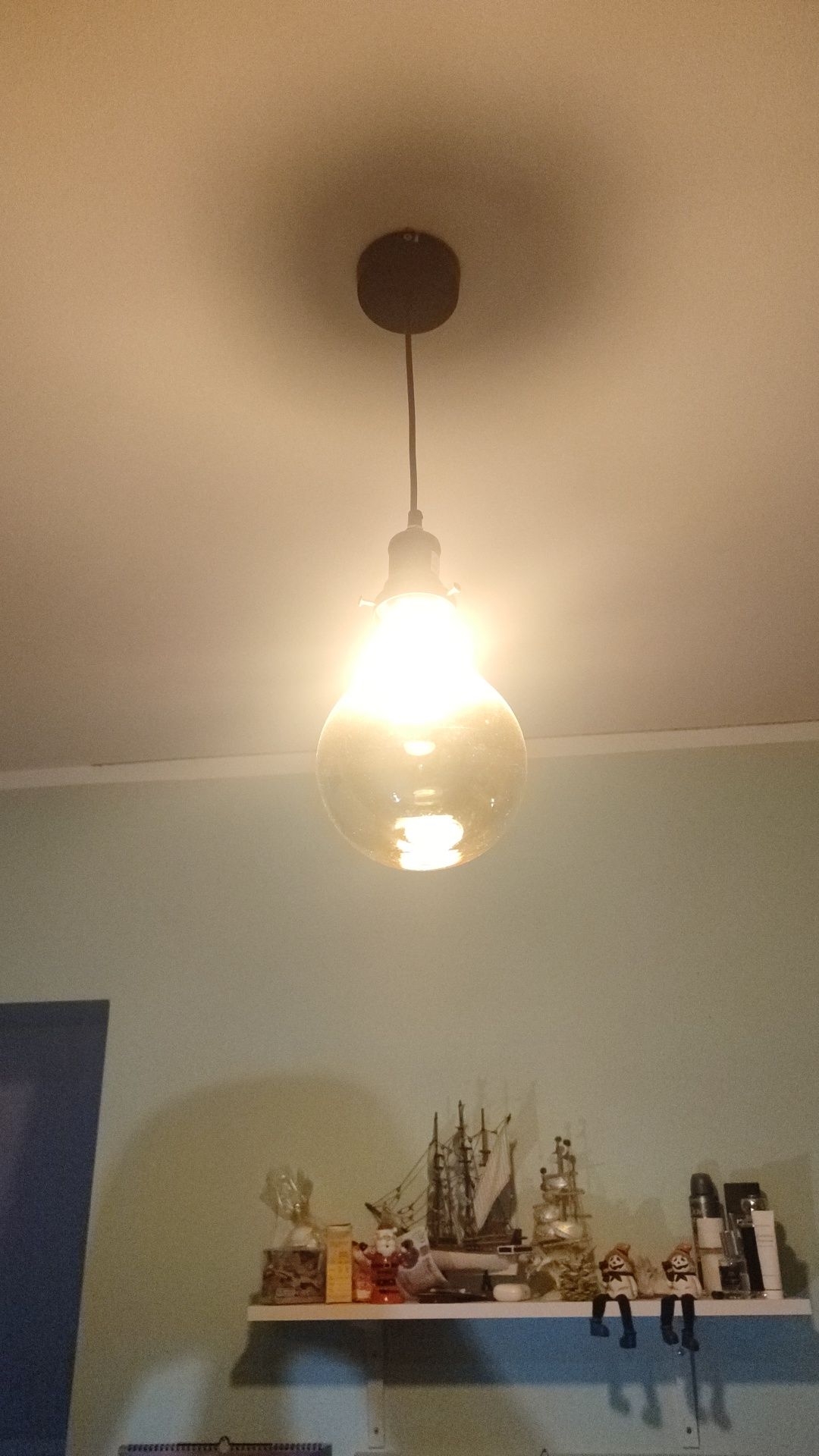 Lampa sufitowa Żarówka