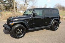 2020 Jeep Wrangler Unlimited Sahara Altitude