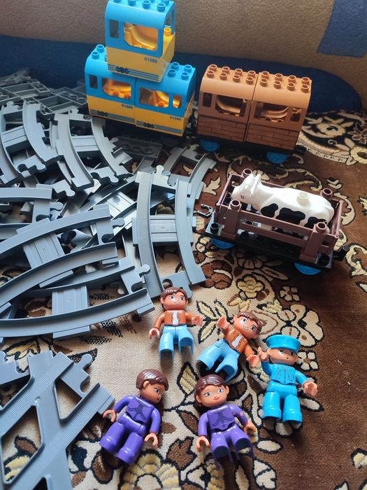 Рельси лего дупло конструктор 42 шт+вагони