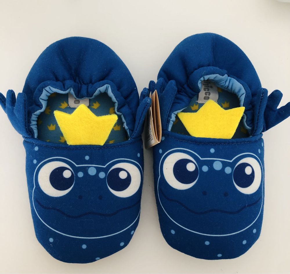 NOVO! Chinelos / pantufas criança menino sapo azul Chicco 28-29