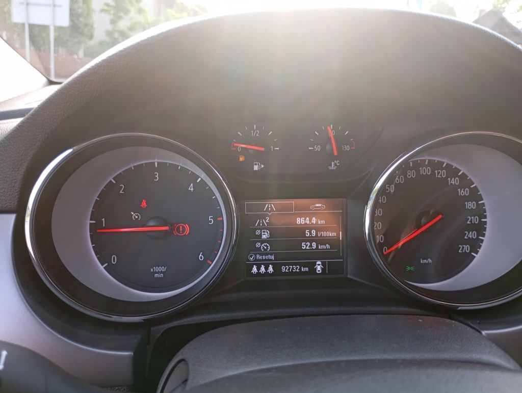 Opel Astra K 1.6 CDTI • 2018 • 93 000 km • Androi auto