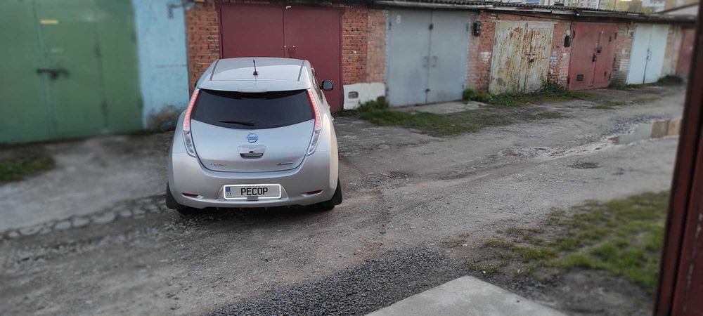 Nissan Leaf 2014