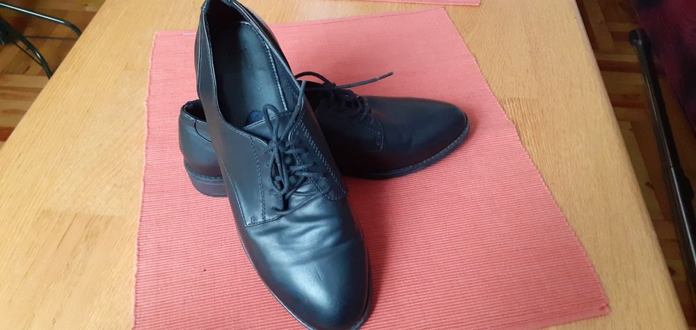 Buty męskie sznurowane 40