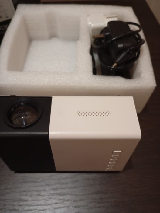 Продам led проектор