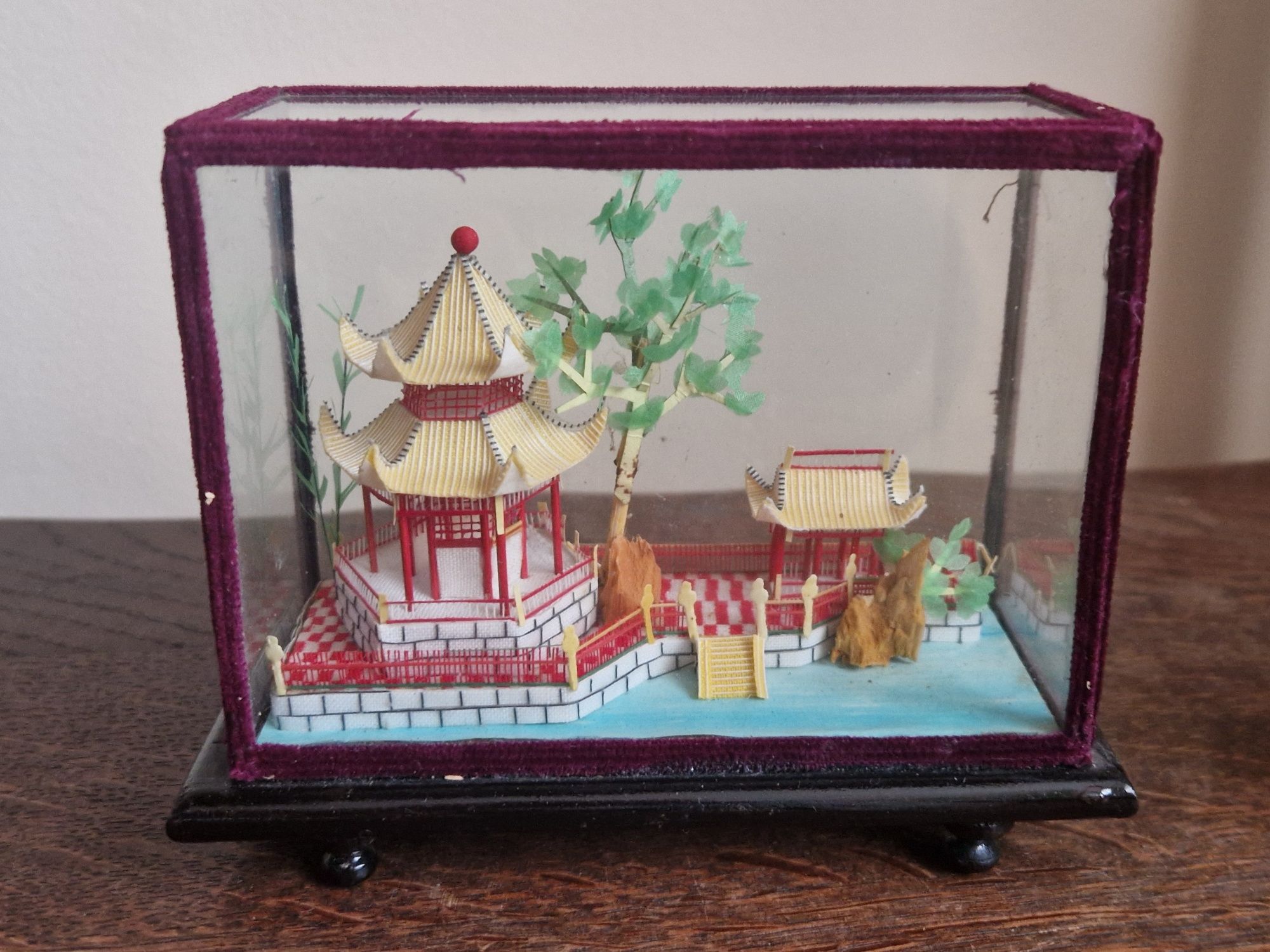 Diorama  - Vintage- Chiny