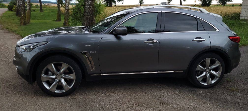 Infiniti QX70 S 3.0D od właściciela, mały przebieg